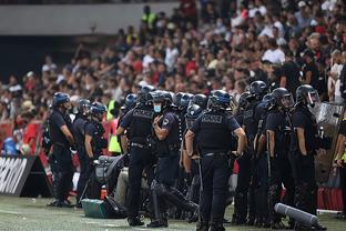 官方：云南玉昆与赵宇豪、徐宏杰完成续约