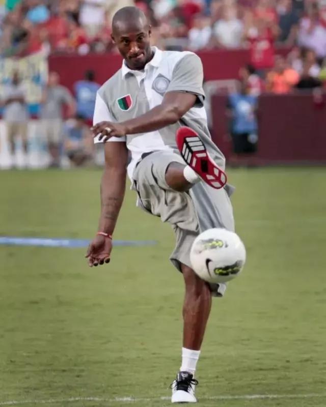 丰塞卡：联赛成绩没欧联好？赛季初没人觉得我们能排法甲第五