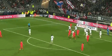 3-2伯恩茅斯，桑德兰队史首次英超联赛两球落后逆转取胜