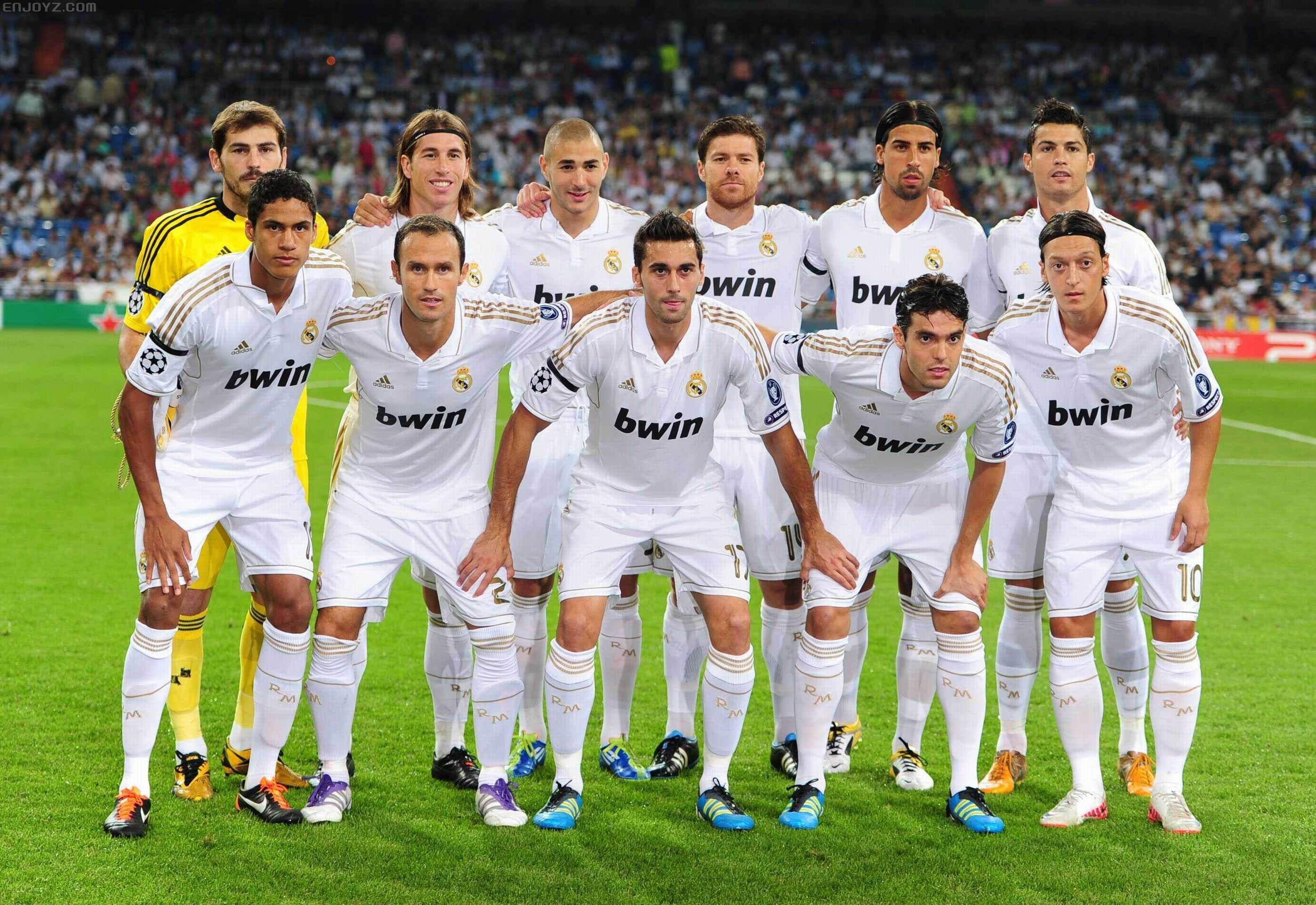 里昂15岁潜力中锋泽科维奇：崇拜哈兰德和DV9的左脚射手