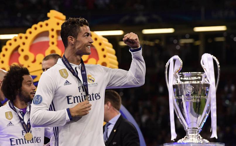 约基奇靠硬实力逆转 掘金对阵森林狼最后一刻（约基奇硬核带队逆转，掘金与森林狼胜负定于末秒）