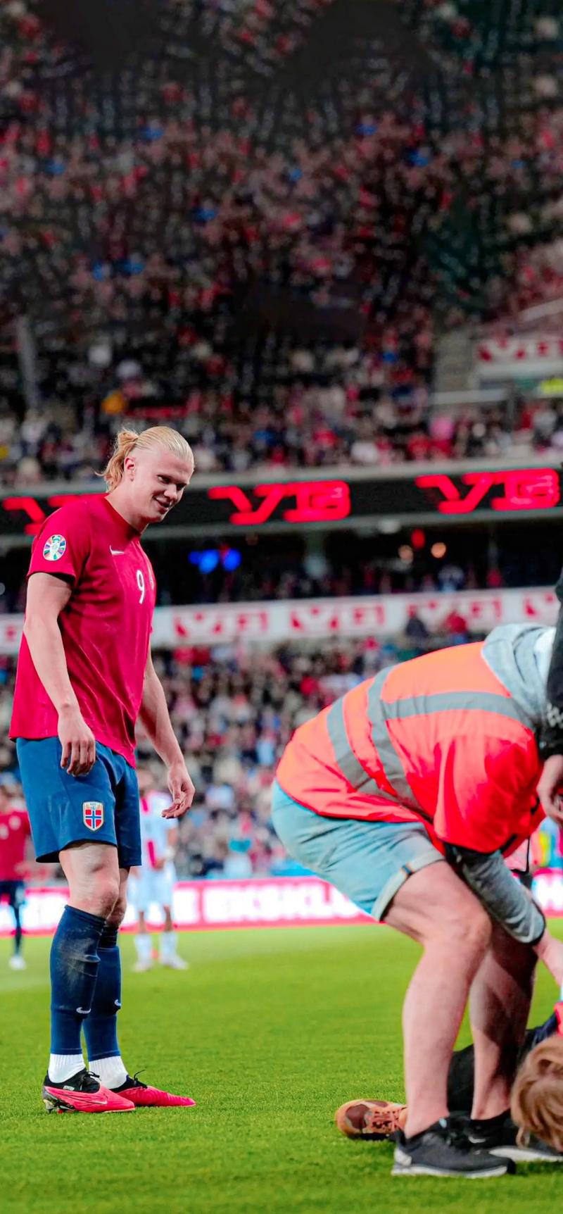 戴奇：哈兰德是进球机器；冬窗我们很可能不会有大动作（戴奇：哈兰德堪称高产射手；冬季转会窗我们大概率不会有大手笔）