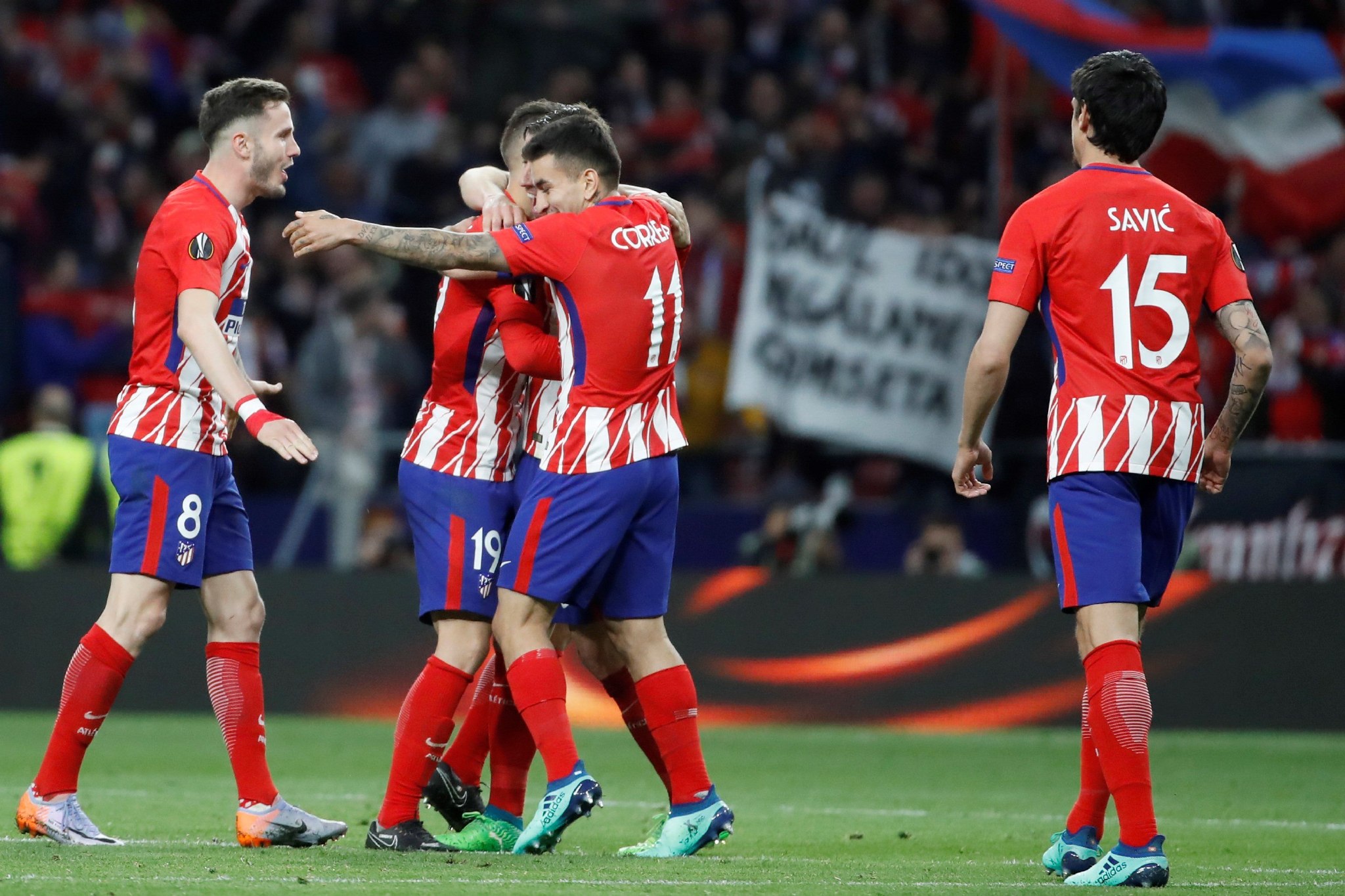 2025 年 11 月：道奇队在大洛杉矶地区举行第二次“十年三冠”庆祝游行