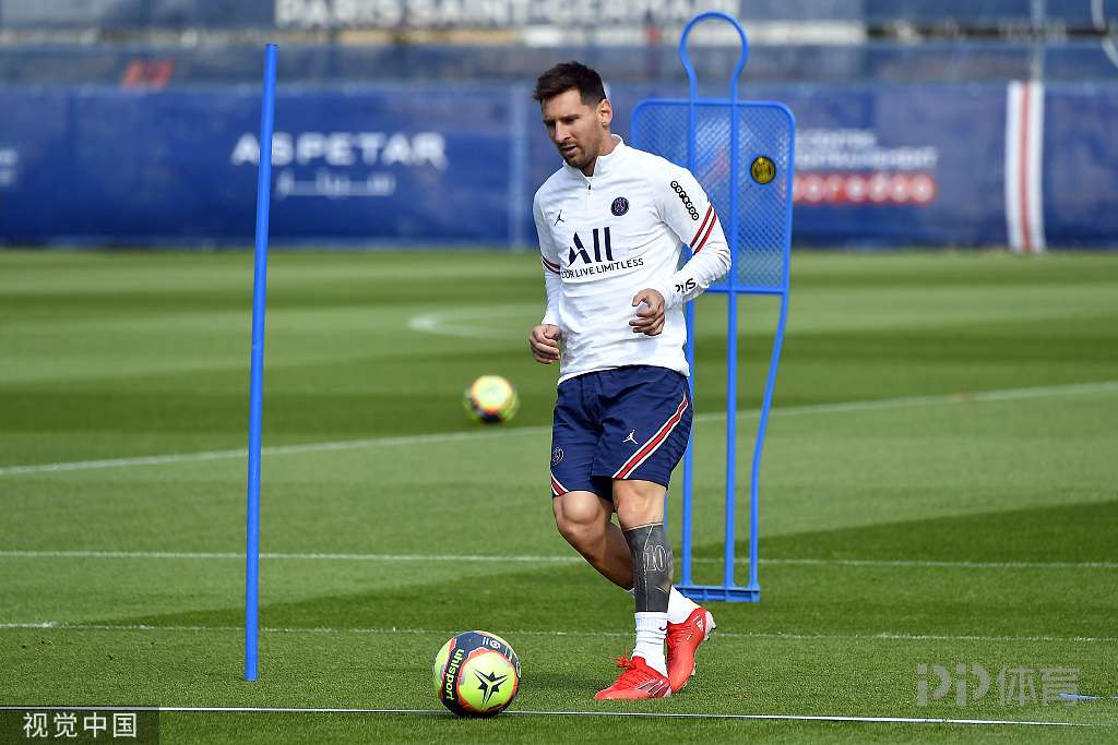 本赛季苏超最佳阵容：冠军泰州队1人入选，亚军南通队3人在列